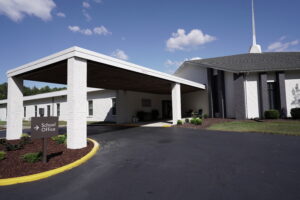 Freshly painted exterior of business in Richmond, VA